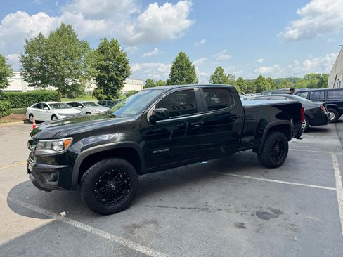 Used 2016 Chevrolet Colorado LT w/ Midnight Edition AWD/4WD image 9