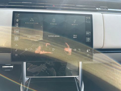 Used 2024 Land Rover Range Rover Autobiography image 22