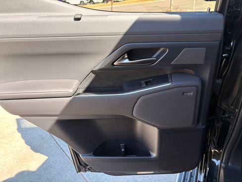 Used 2024 Lexus GX 550 w/ Accessory Package (2T) image 30