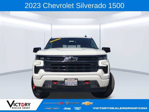 Used 2023 Chevrolet Silverado 1500 RST w/ Redline Edition AWD/4WD image 2