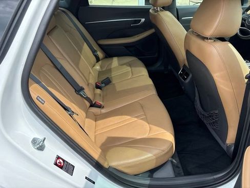 Used 2020 Hyundai Sonata Limited w/ Preferred Accessory Package FWD image 20