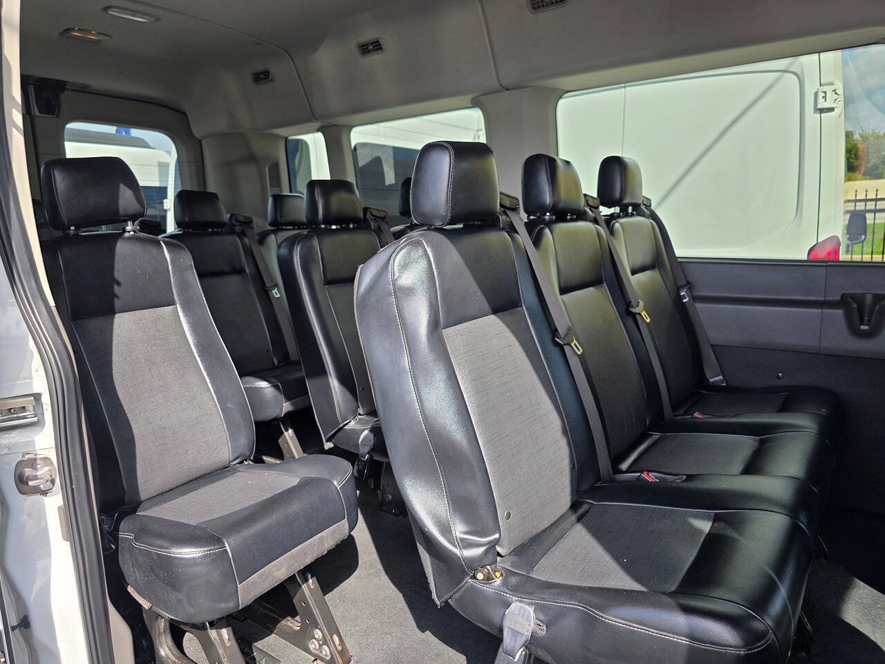 Used 2020 Ford Transit 350 XL RWD image 11