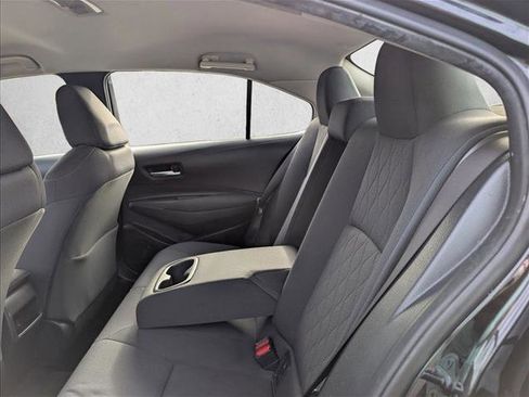 Used 2020 Toyota Corolla LE image 15