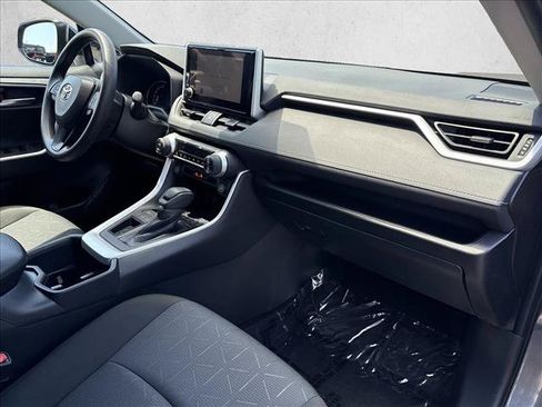 Certified 2025 Toyota RAV4 XLE FWD image 23