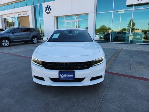 Used 2022 Dodge Charger SXT image 2