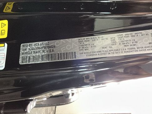 Used 2023 Jeep Wrangler Unlimited Rubicon 4xe AWD/4WD image 12