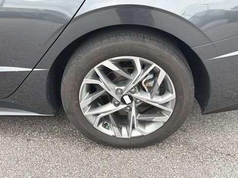 Certified 2023 Hyundai Sonata SEL w/ Convenience Package FWD image 19