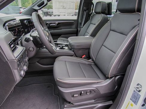 New 2026 Chevrolet Tahoe Premier image 12