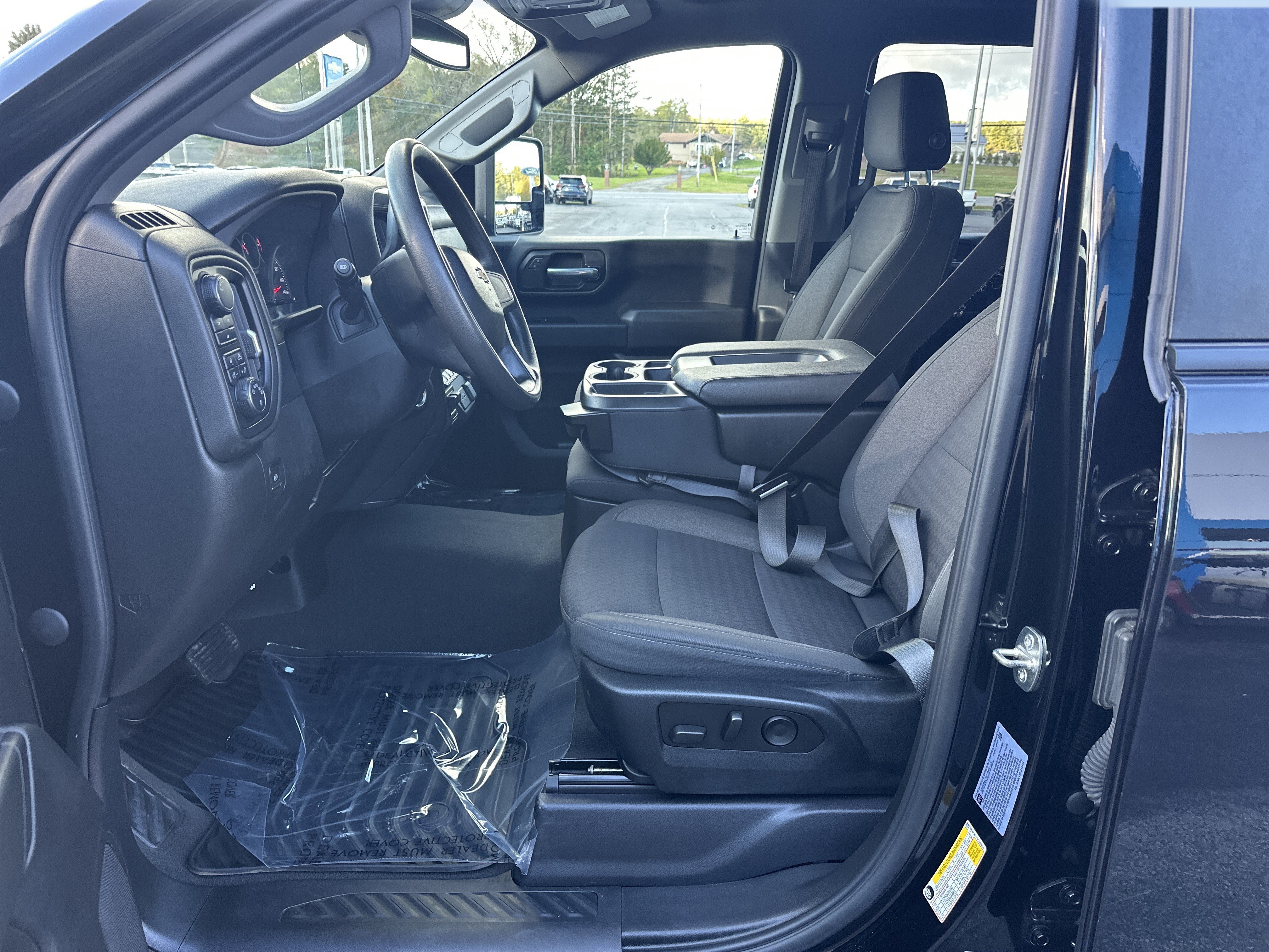 Certified 2024 Chevrolet Silverado 2500 Custom w/ Custom Value Package AWD/4WD image 14