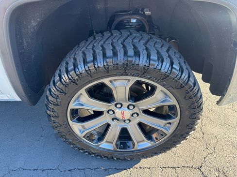 Used 2017 GMC Sierra 1500 SLT w/ SLT Premium Package image 14