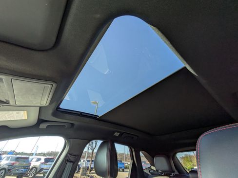 Used 2023 Ford Escape ST-Line image 26