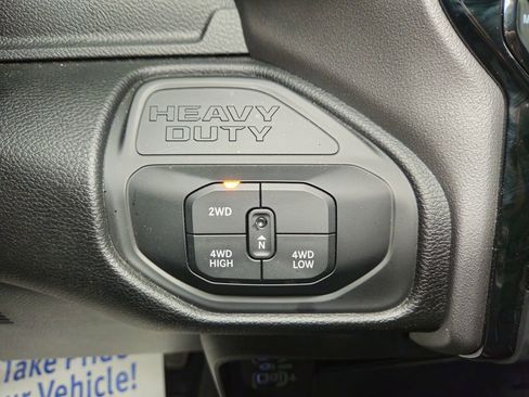 Used 2025 RAM 2500 Big Horn AWD/4WD image 15