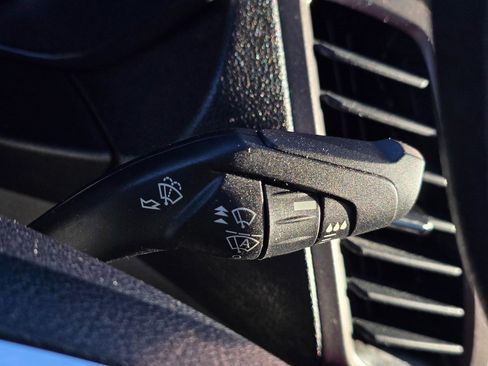 Used 2022 Ford Transit Connect XL image 23