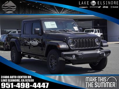 New 2026 Jeep Gladiator Sport