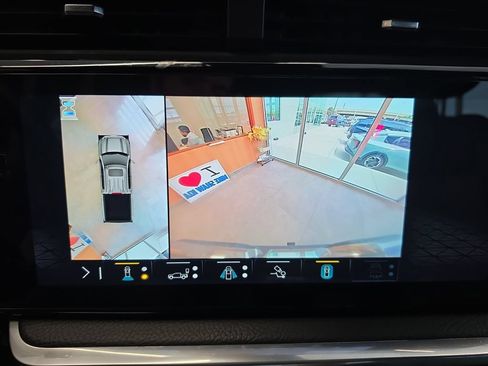 Used 2022 GMC Sierra 1500 Denali w/ Technology Package AWD/4WD image 28