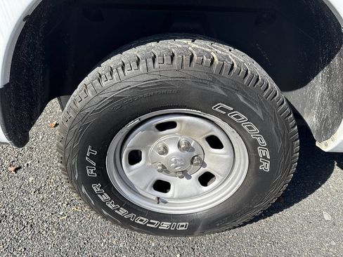 Used 2016 RAM 1500 Tradesman w/ Power & Remote Entry Group image 31