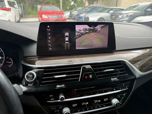 Used 2019 BMW 540i w/ Executive Package image 13