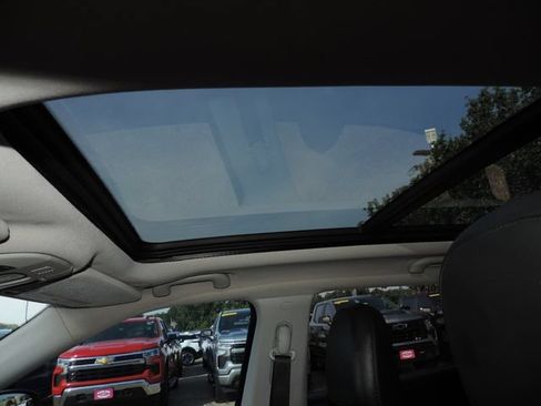 Used 2020 Jeep Compass Latitude FWD image 27