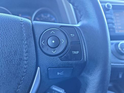 Used 2018 Toyota RAV4 Adventure image 26