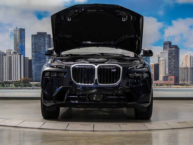 Used 2026 BMW X7 M60i AWD/4WD image 4