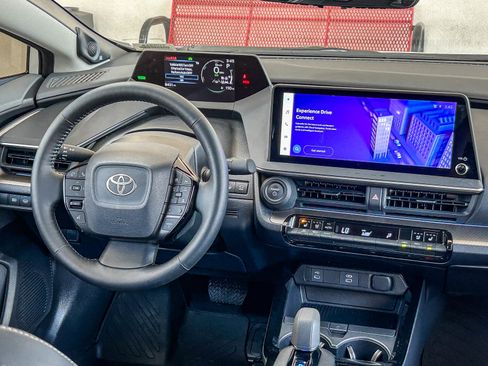Used 2024 Toyota Prius Limited w/ Limited Premium Package FWD image 12