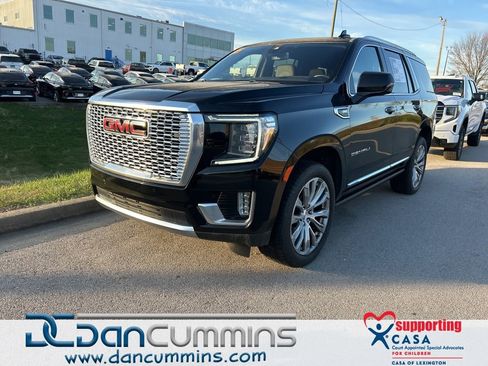 Used 2022 GMC Yukon Denali image 1