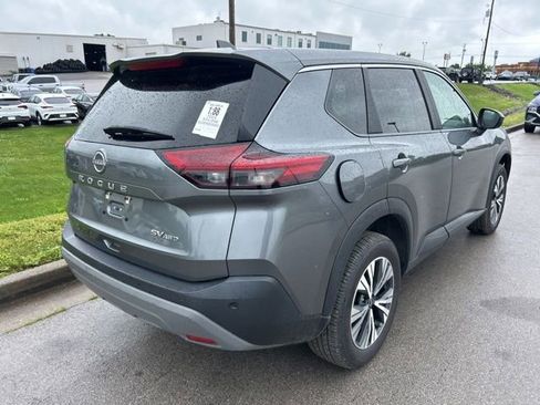 Used 2023 Nissan Rogue SV AWD/4WD image 3