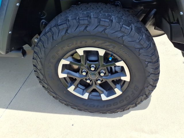 Used 2024 Jeep Wrangler Unlimited Rubicon 4xe w/ Technology Group AWD/4WD image 21