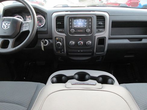 Used 2016 RAM 1500 Express w/ Black Ram 1500 Express Group image 20