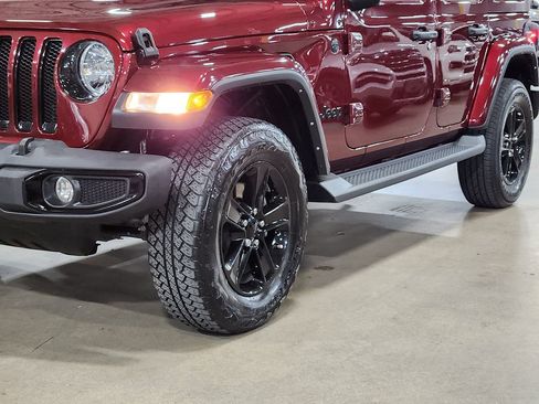 Used 2021 Jeep Wrangler Unlimited Sahara image 17