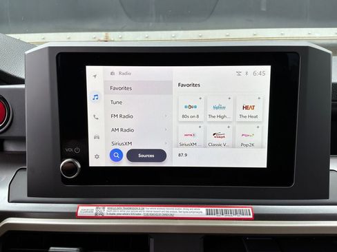 Used 2025 Toyota Tacoma TRD Sport image 28