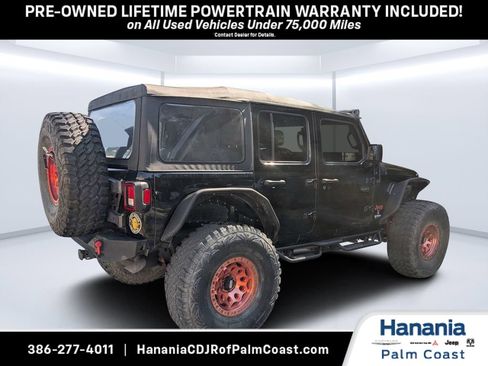 Used 2021 Jeep Wrangler Unlimited Sport AWD/4WD image 3