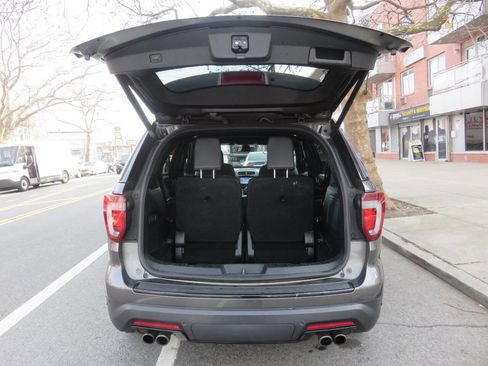 Used 2018 Ford Explorer Sport w/ Equipment Group 401A image 26