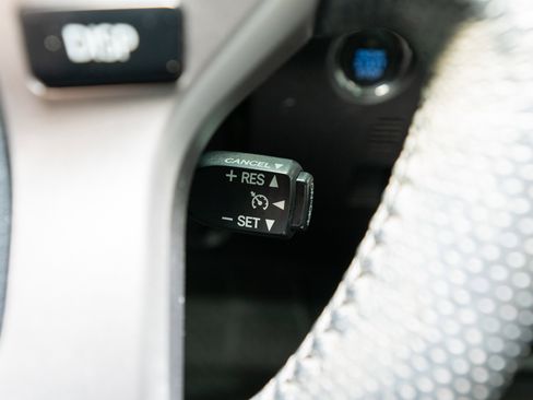 Used 2018 Toyota 4Runner Limited image 27