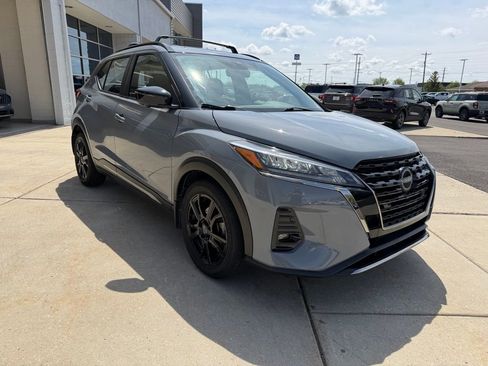 Used 2023 Nissan Kicks SR w/ Interior Electronics Package image 2