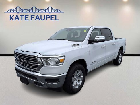 Used 2024 RAM 1500 Laramie AWD/4WD image 3