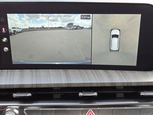 Used 2024 Kia Telluride SX FWD image 13