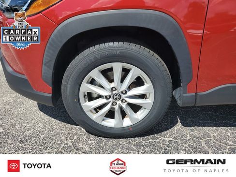 Used 2022 Toyota Corolla Cross LE FWD image 13