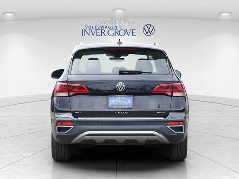 Certified 2023 Volkswagen Taos SEL AWD/4WD image 6