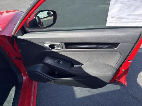 Certified 2024 Honda Civic EX image 25