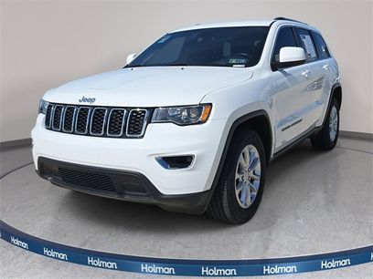 Used 2021 Jeep Grand Cherokee Laredo