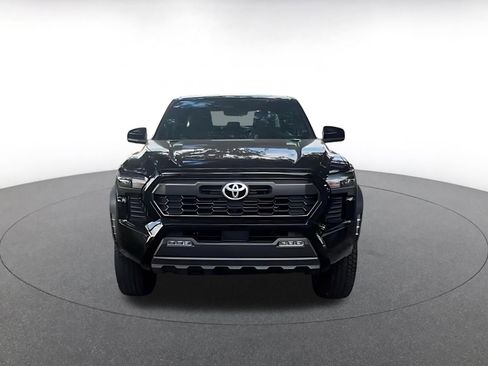 Used 2024 Toyota Tacoma TRD Off-Road AWD/4WD image 40