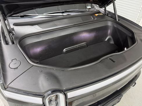 Used 2023 Rivian R1T Adventure image 41