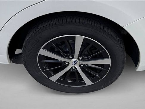 Used 2019 Subaru Impreza 2.0i Premium AWD/4WD image 9