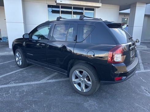 Used 2014 Jeep Compass Latitude image 6