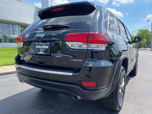 Used 2021 Jeep Grand Cherokee Limited AWD/4WD image 43