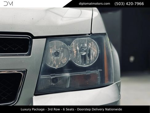 Used 2010 Chevrolet Tahoe LT w/ Luxury Package AWD/4WD image 13