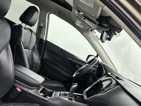 Used 2023 Subaru Outback Limited image 38