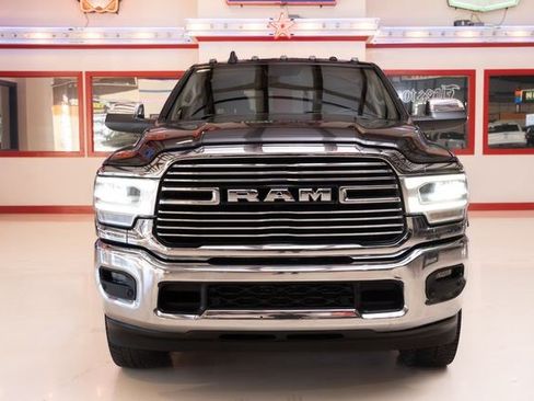 Used 2019 RAM 3500 Laramie image 7