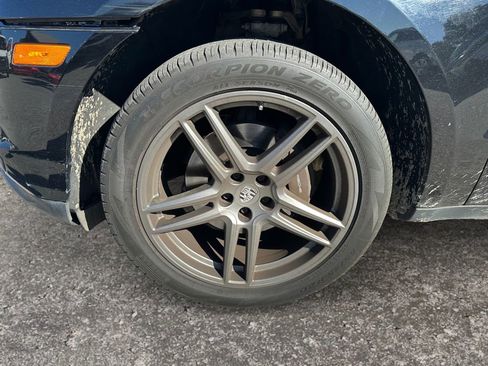 Used 2019 Porsche Macan AWD/4WD image 8